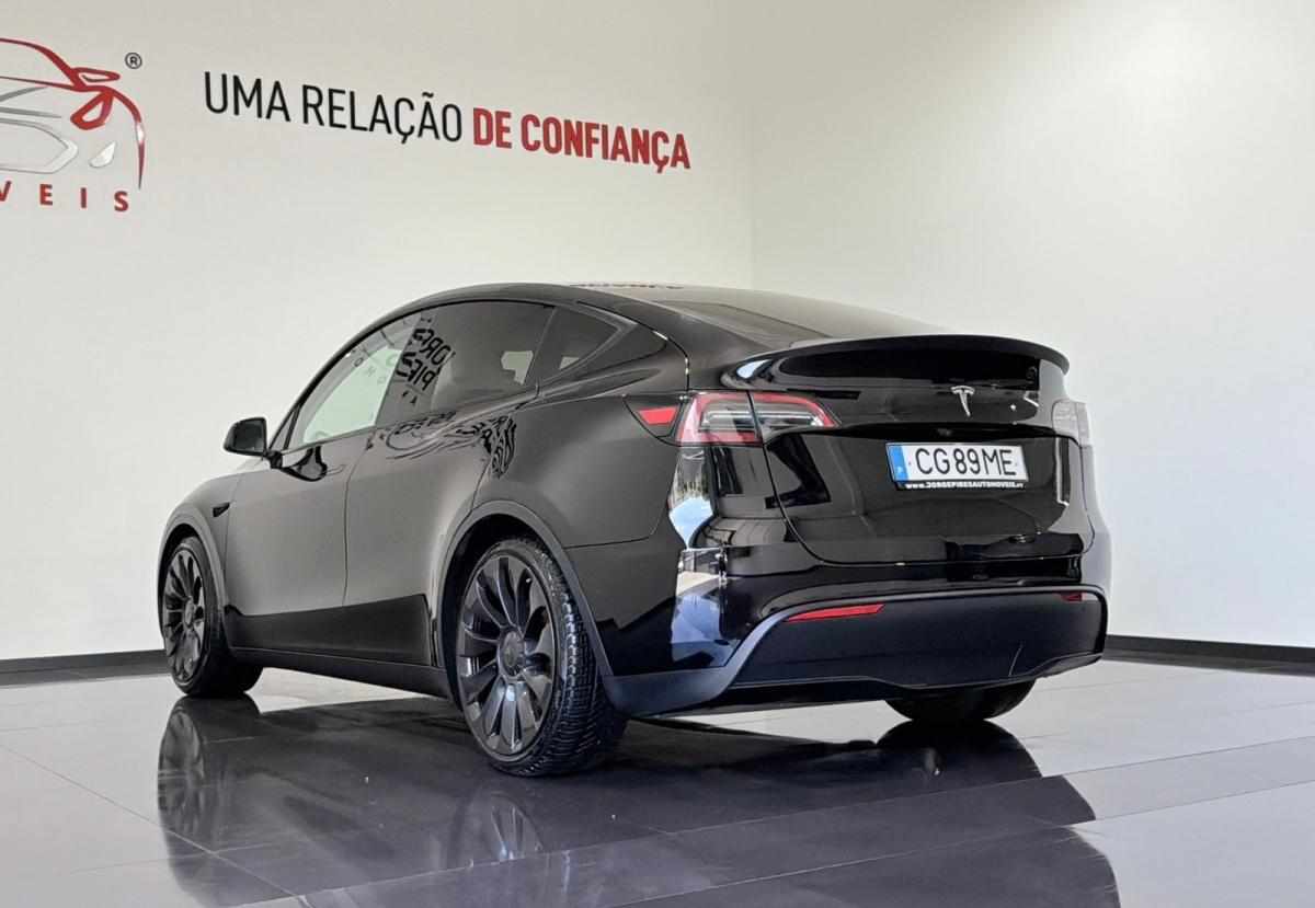 tesla-model-y-performance-2024-eletrico