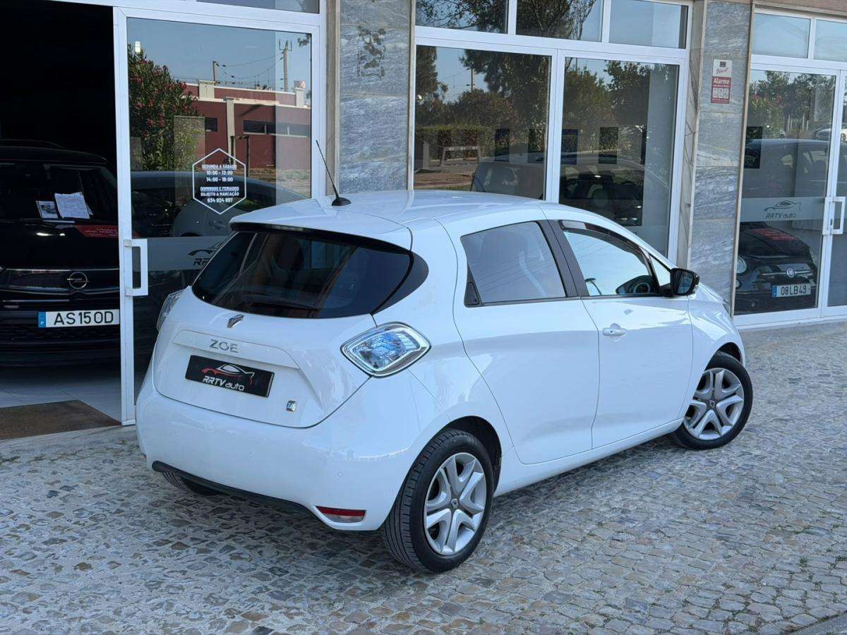 renault-zoe-2015-eletrico-0cc