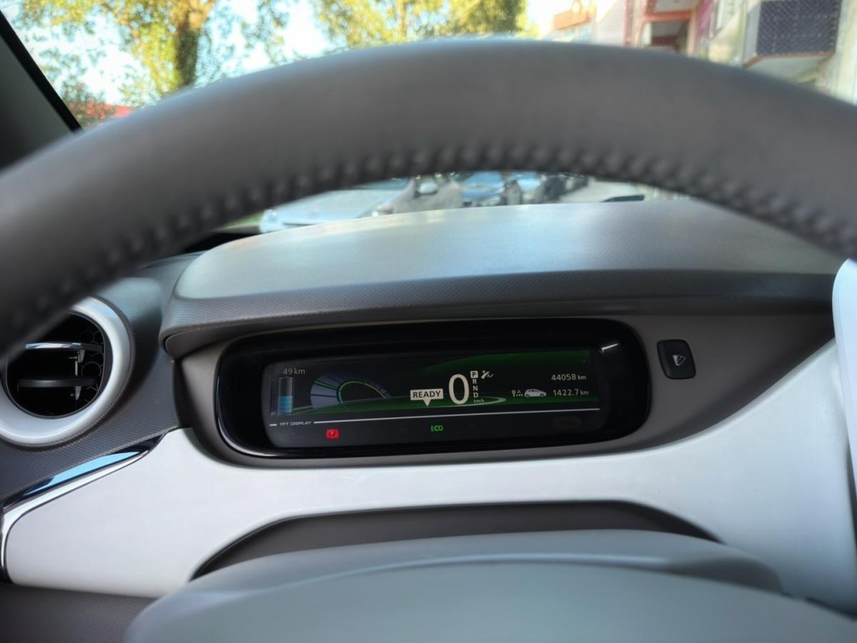 renault-zoe-2015-eletrico-0cc