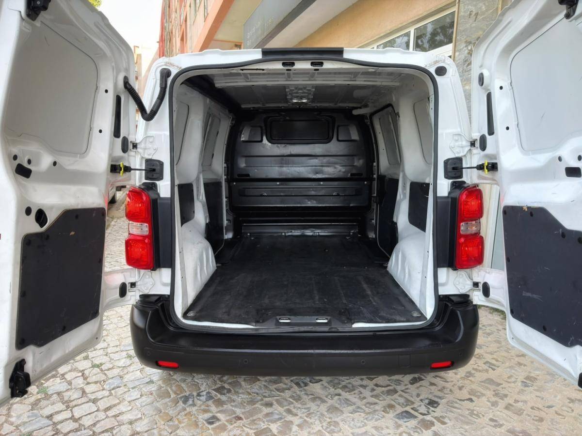 peugeot-expert-2019-diesel-1560cc