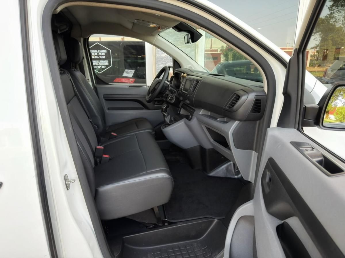 peugeot-expert-2019-diesel-1560cc