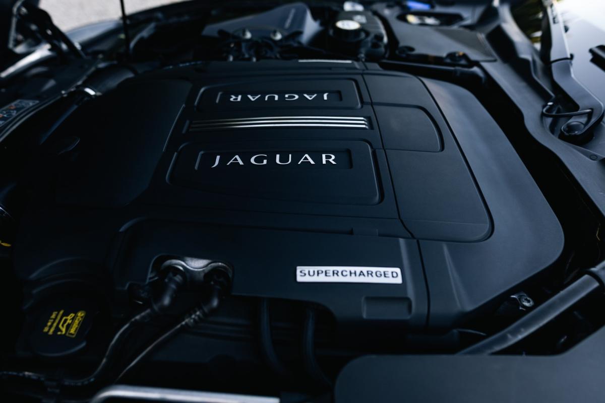 jaguar-xk-2009-gasolina-5000cc