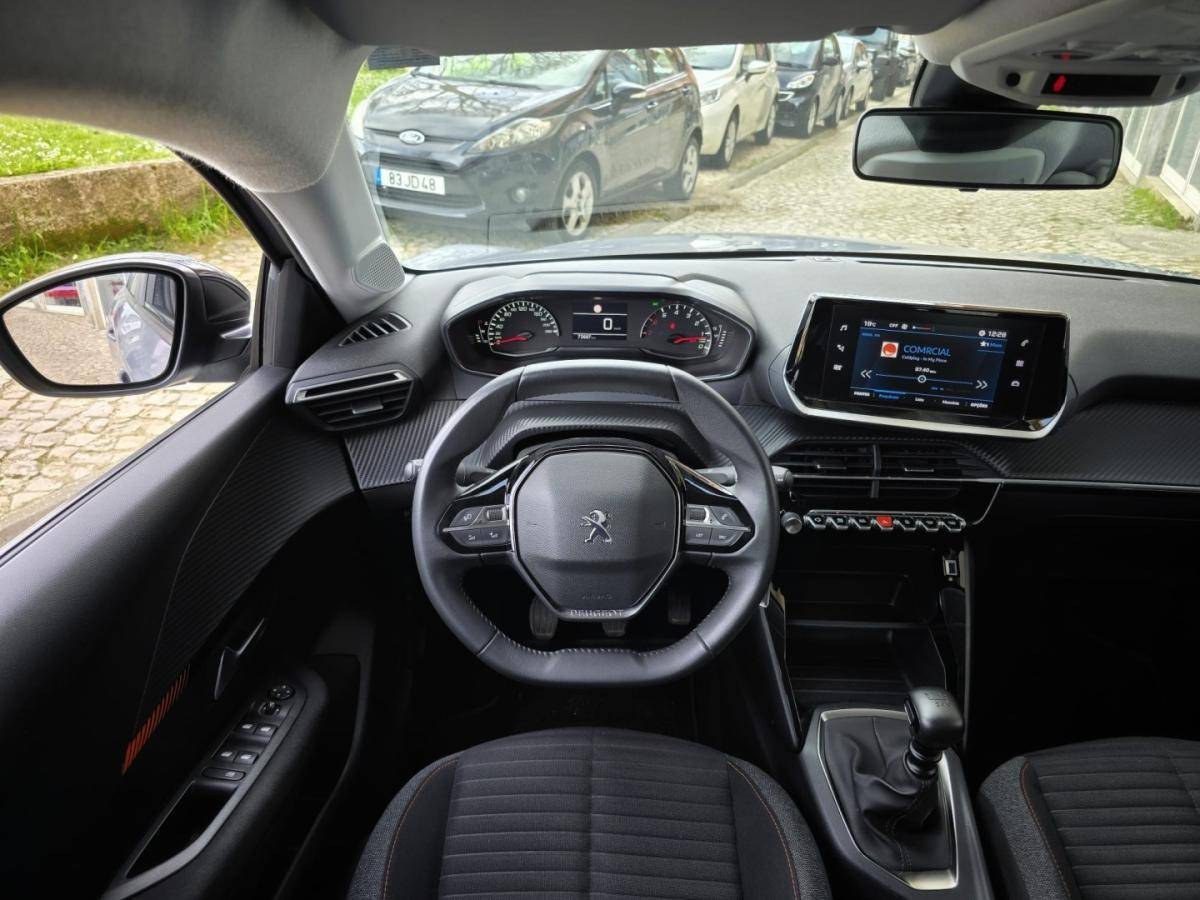 peugeot-208-2023-gasolina-1199cc