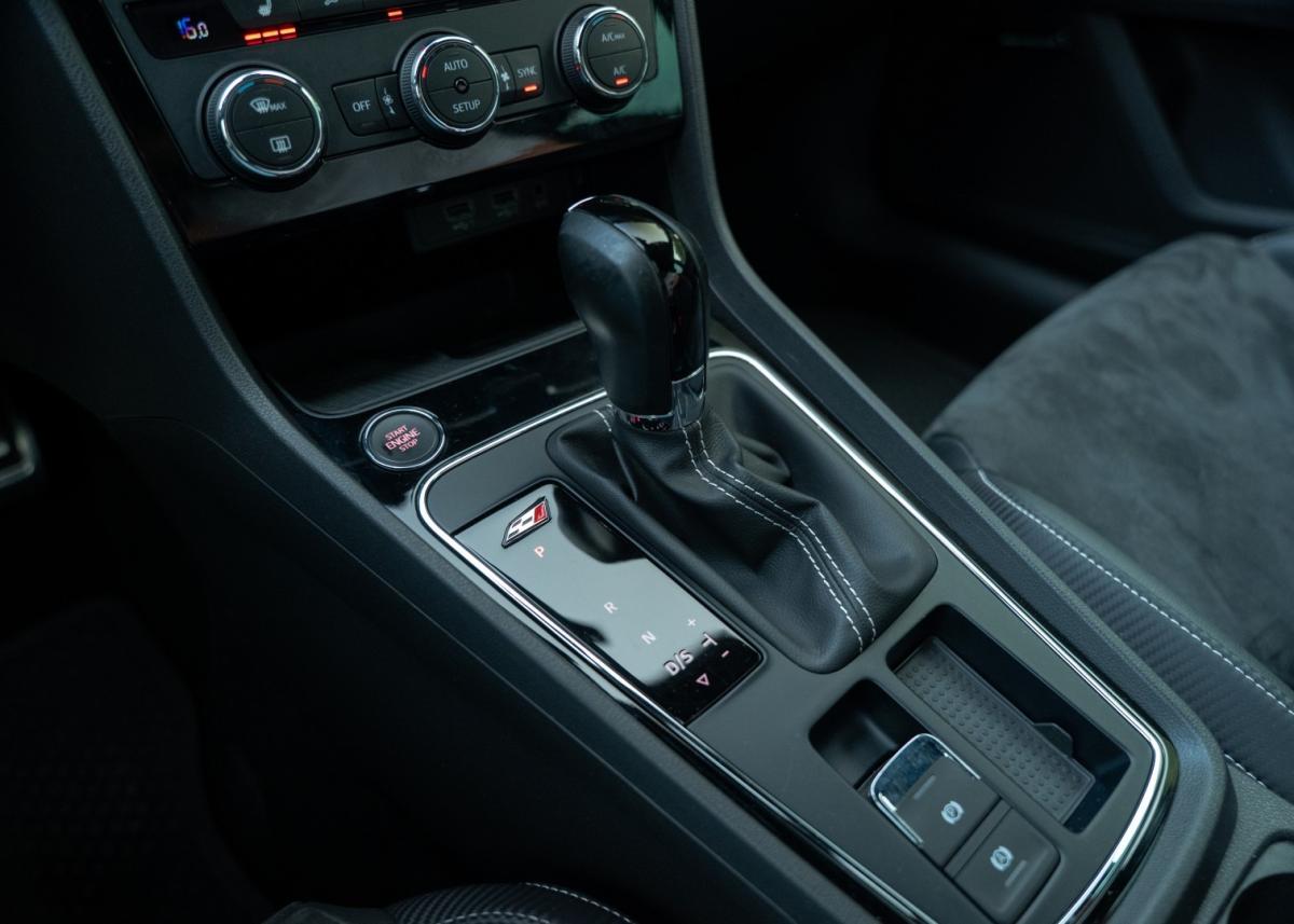 seat-leon-st-2018-gasolina-1984cc