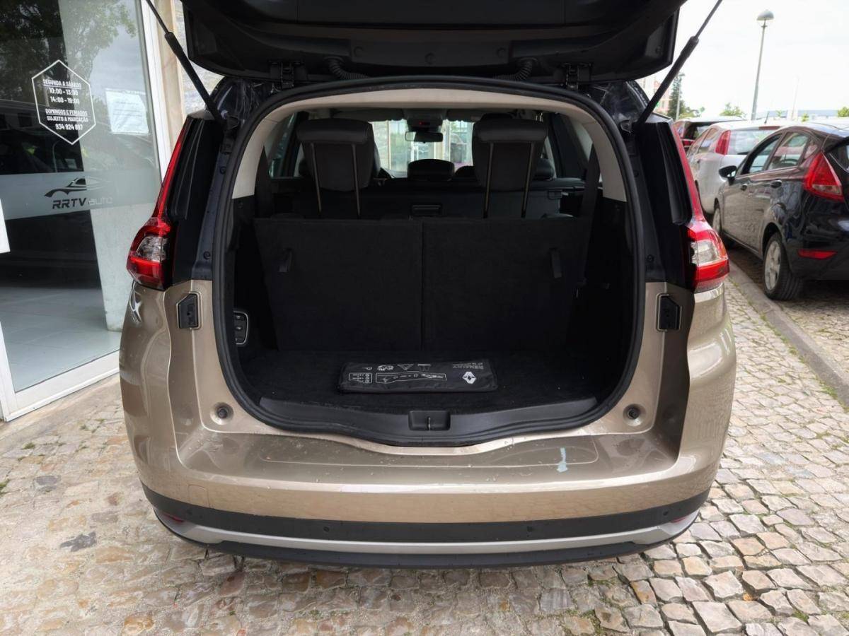 renault-grand-scenic-2018-diesel-1461cc