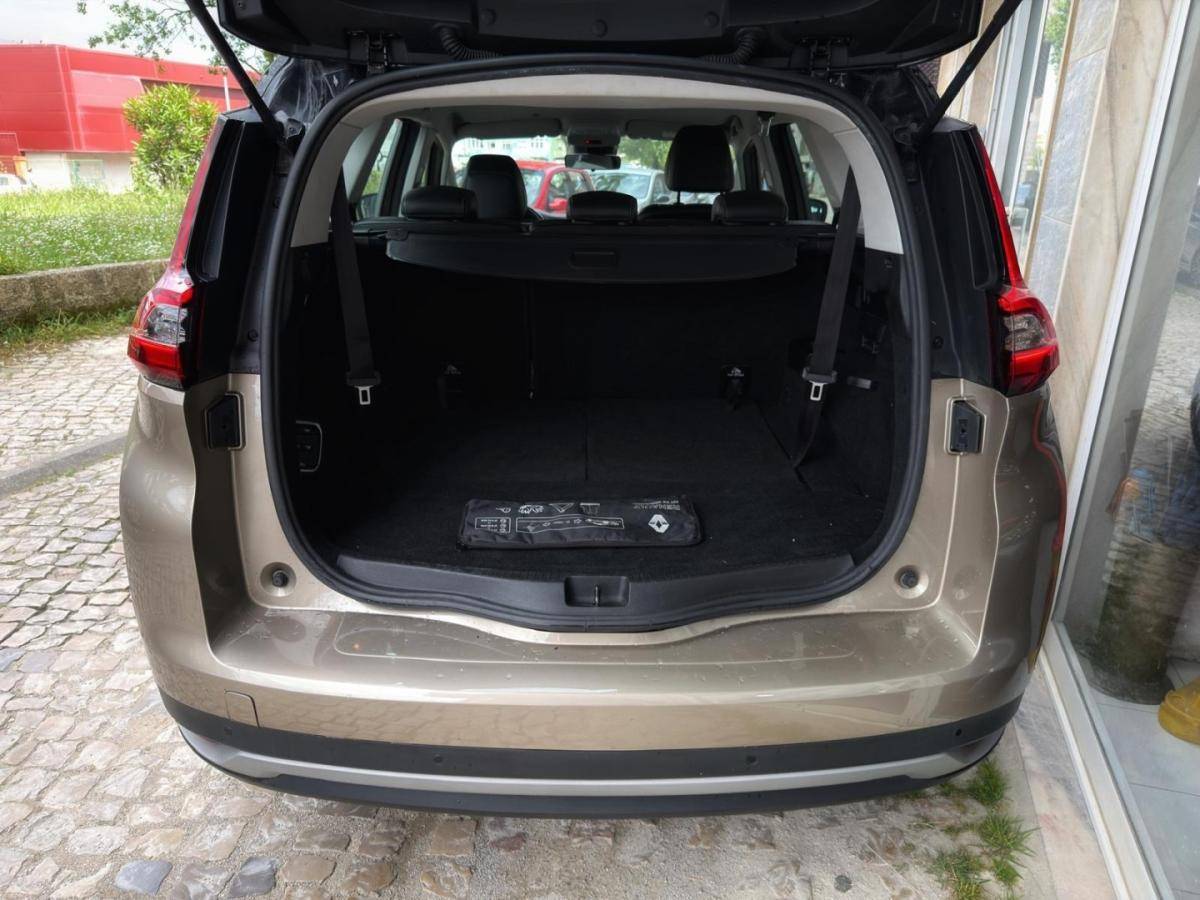 renault-grand-scenic-2018-diesel-1461cc