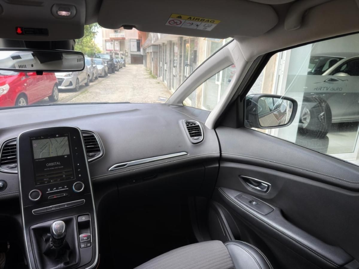 renault-grand-scenic-2018-diesel-1461cc