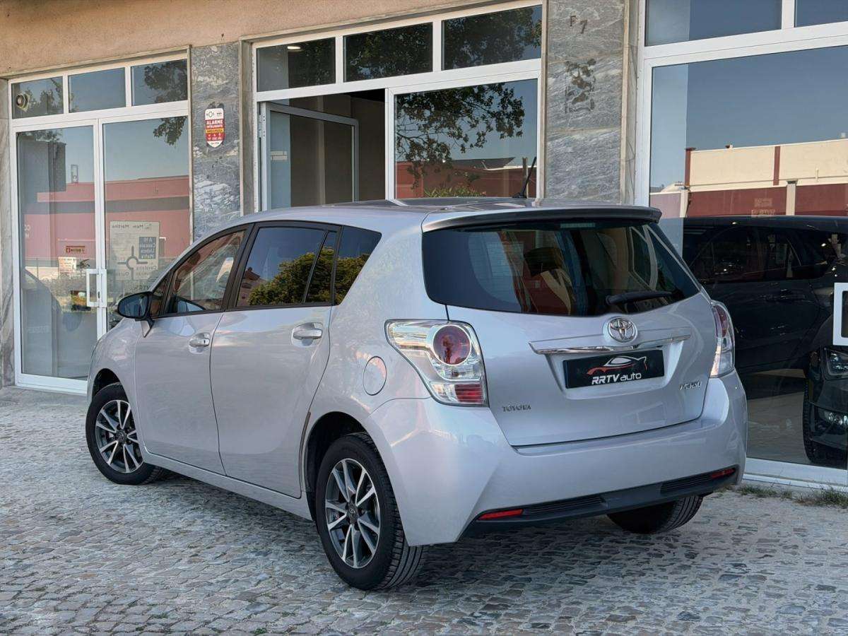 toyota-verso-2013-diesel-1998cc