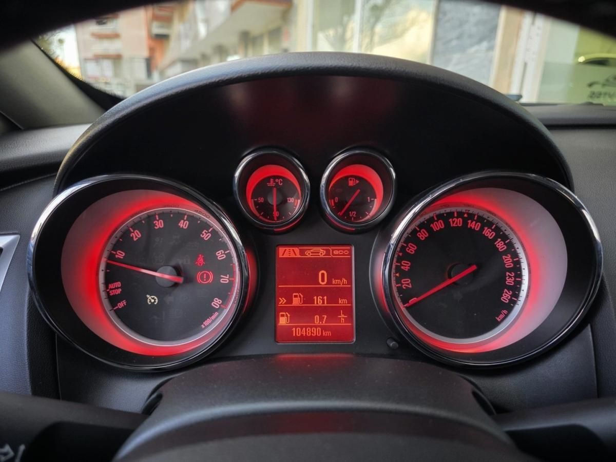opel-astra-gtc-2015-gasolina-1598cc