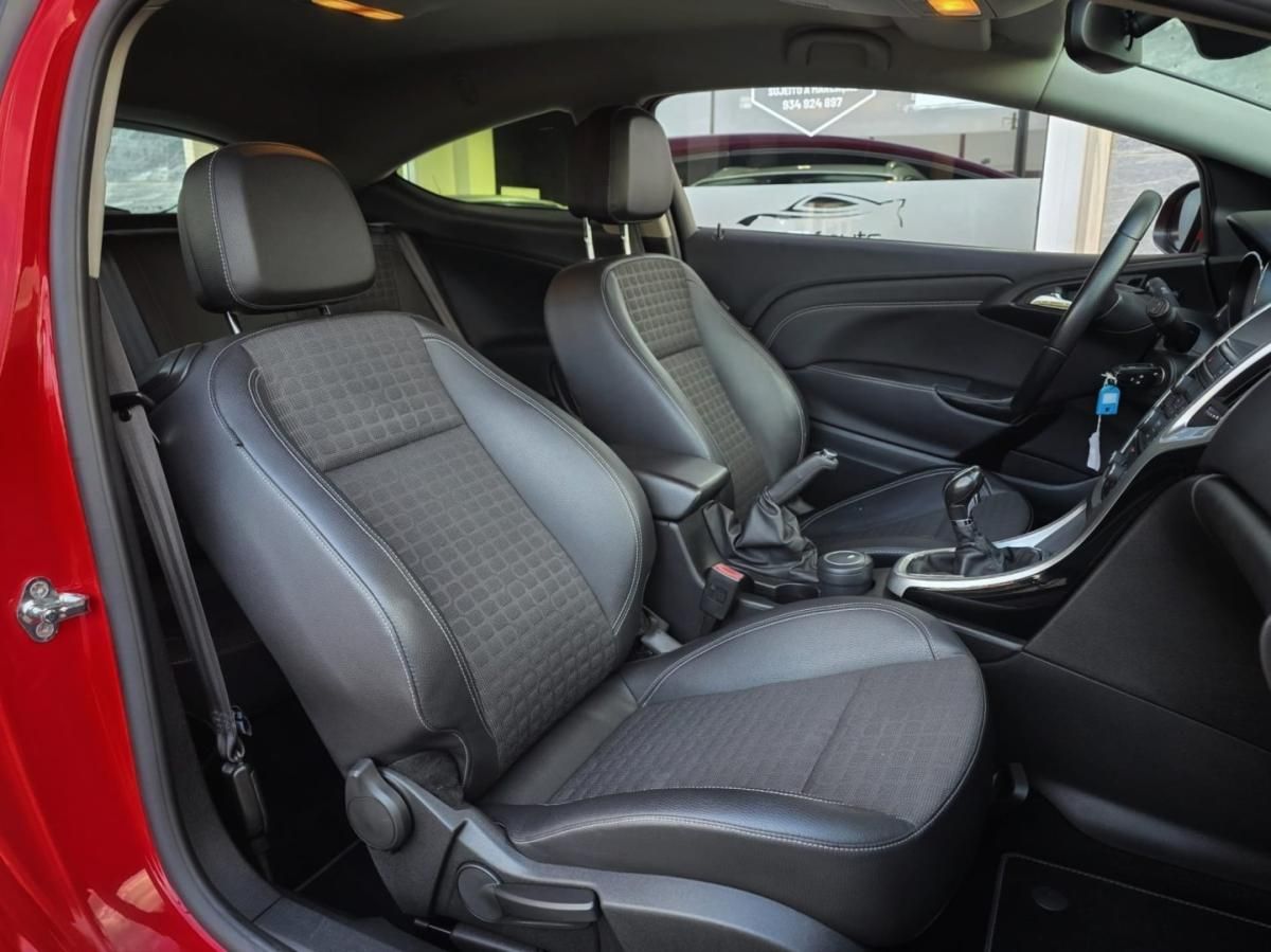 opel-astra-gtc-2015-gasolina-1598cc