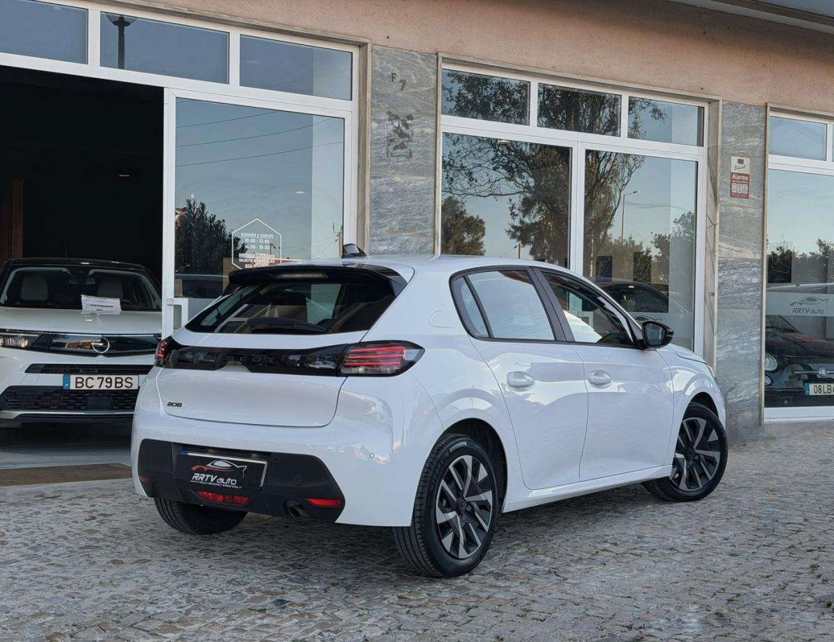 peugeot-208-2024-gasolina-1199cc