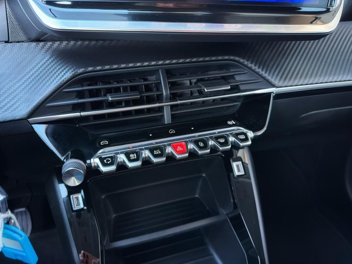 peugeot-208-2024-gasolina-1199cc
