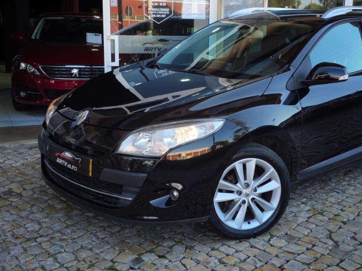 renault-megane-sport-tourer-2011-diesel-1461cc