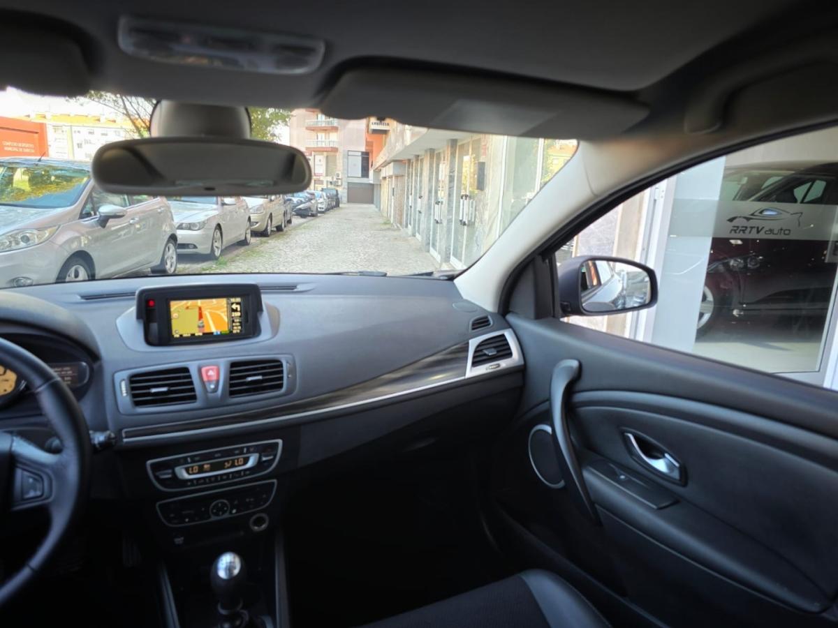 renault-megane-sport-tourer-2011-diesel-1461cc