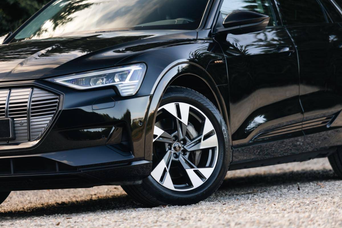audi-e-tron-2020-eletrico-0cc