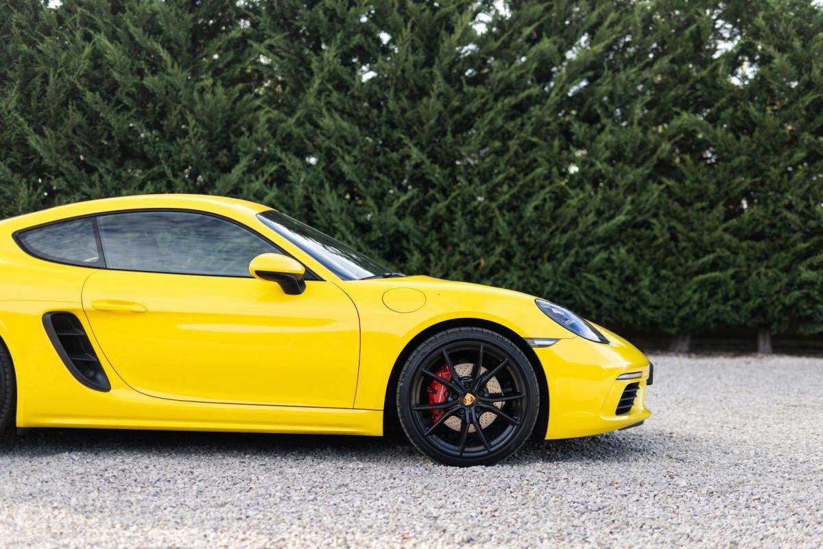 porsche-718-2017-gasolina-2497cc