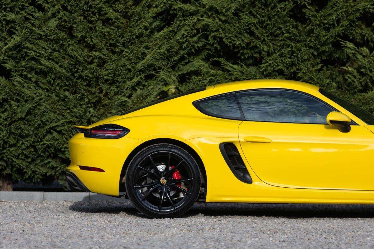 porsche-718-2017-gasolina-2497cc