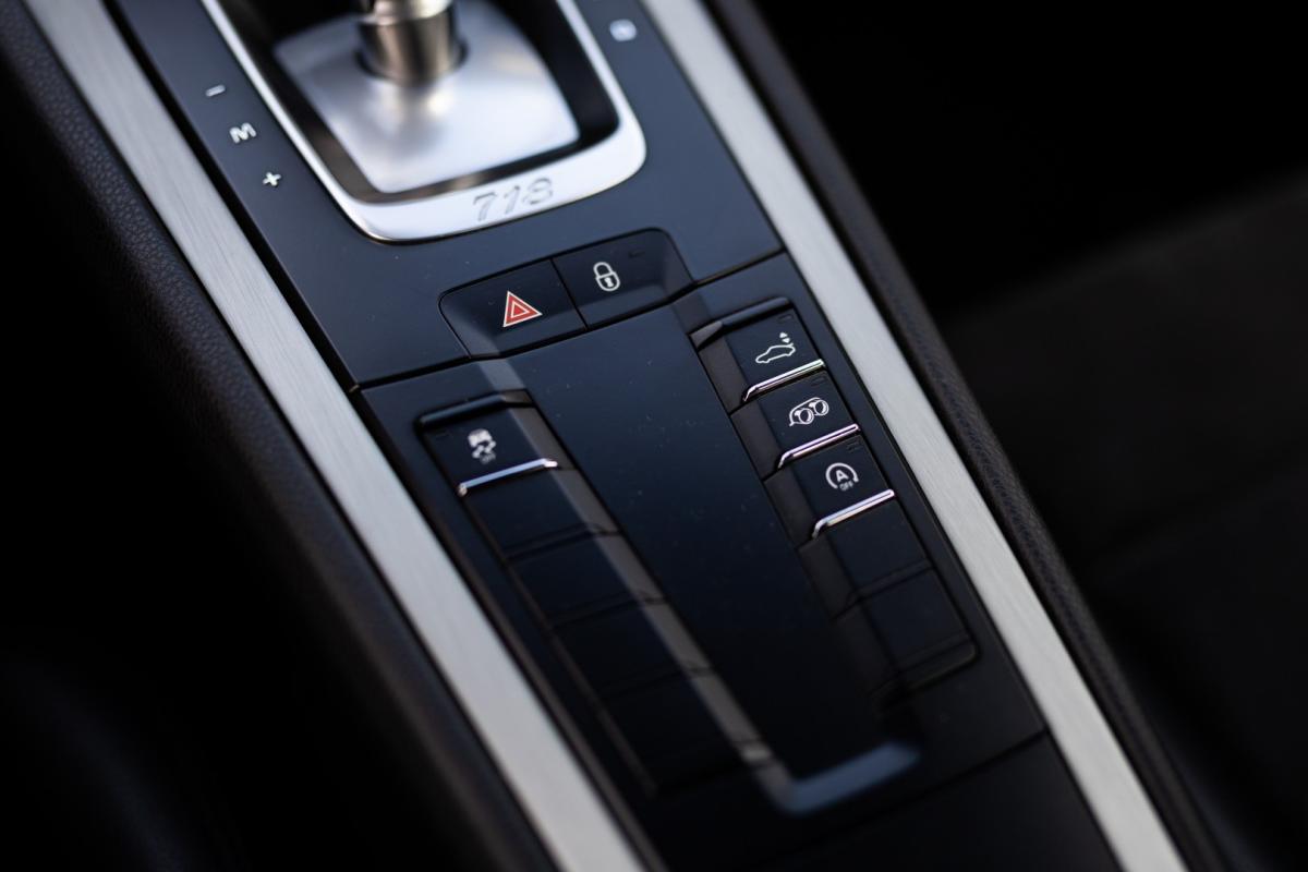 porsche-718-2017-gasolina-2497cc