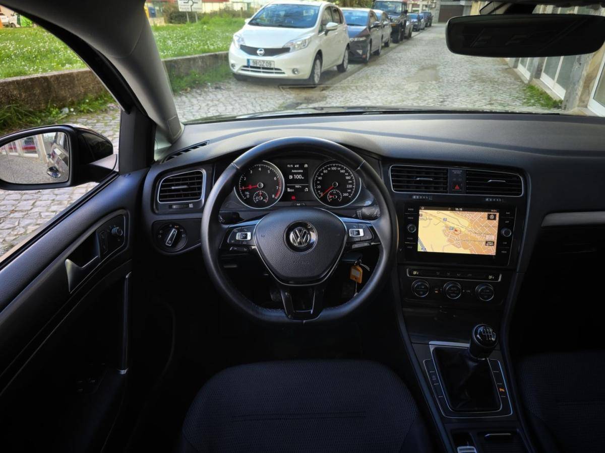 volkswagen-golf-2018-gasolina-999cc