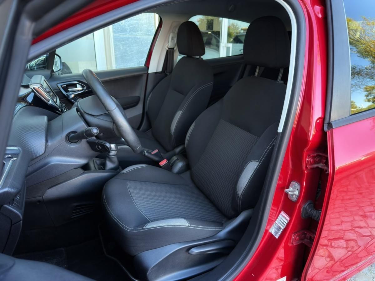 peugeot-208-2016-gasolina-1199cc