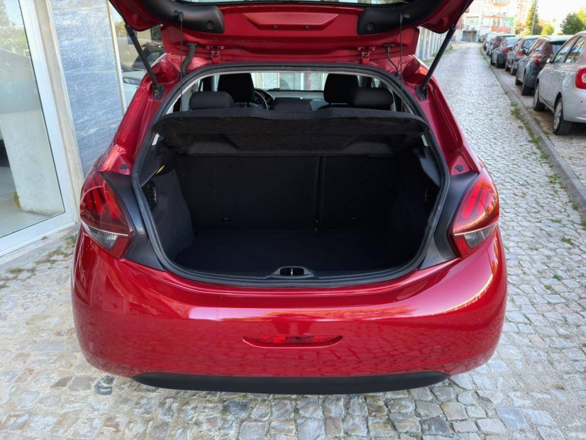 peugeot-208-2016-gasolina-1199cc