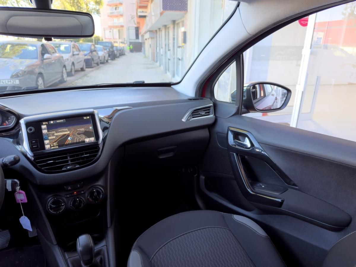 peugeot-208-2016-gasolina-1199cc