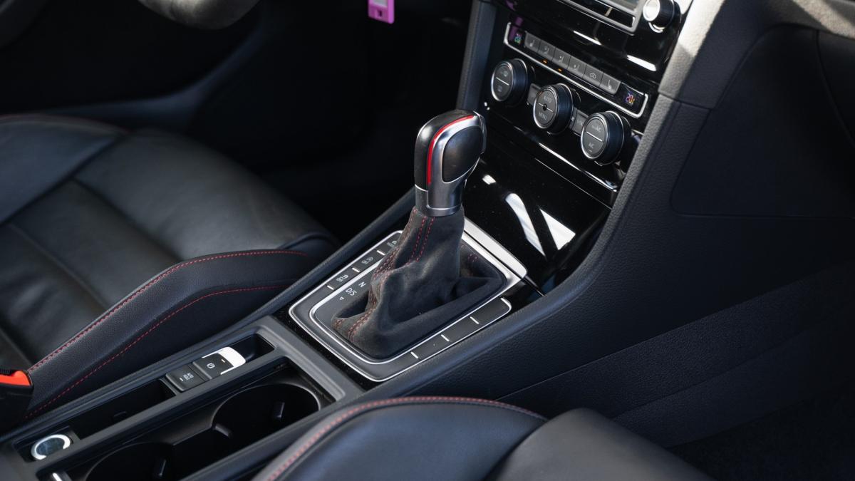 volkswagen-golf-2016-gasolina-1984cc