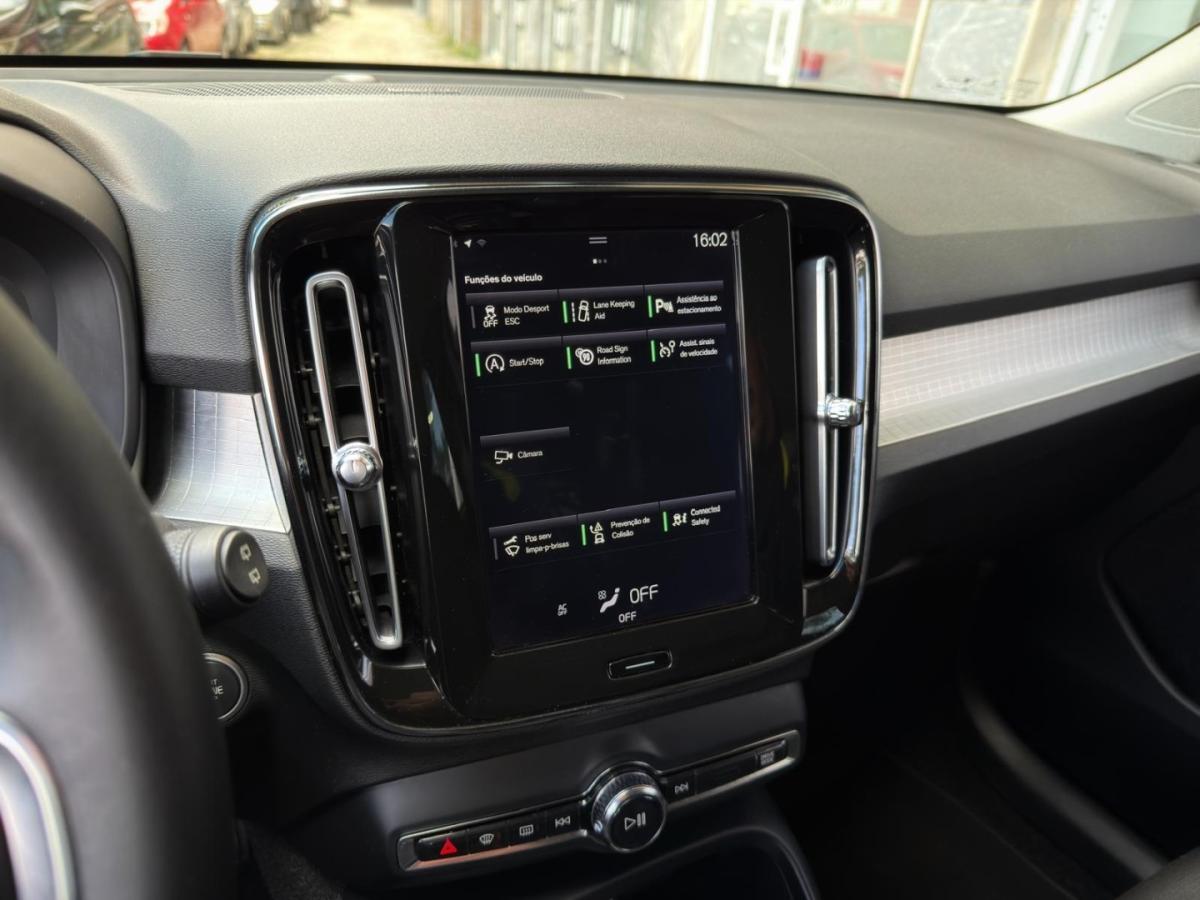volvo-xc40-2019-diesel-1969cc