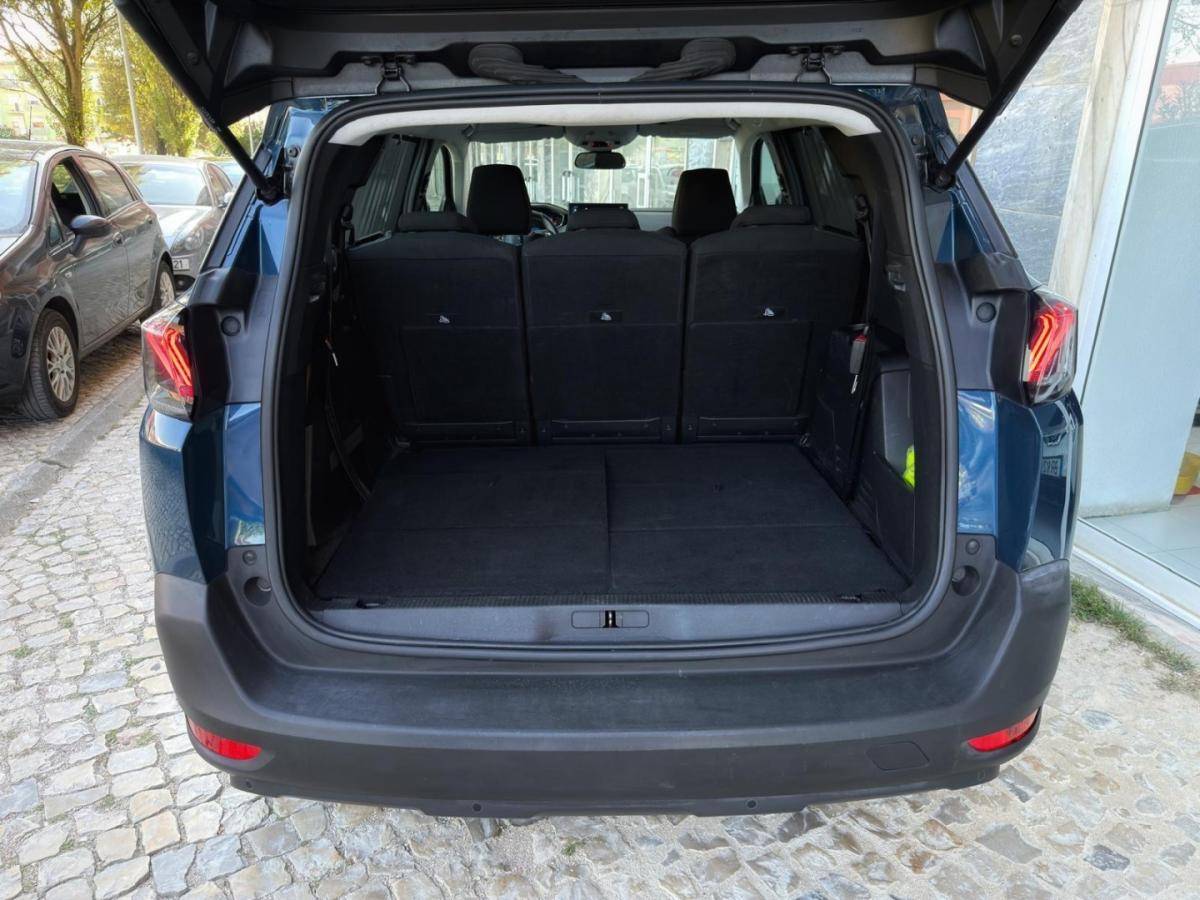 peugeot-5008-2022-diesel-1499cc