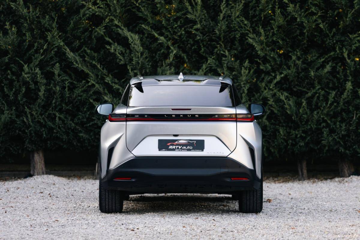 lexus-rz-2025-eletrico-0cc