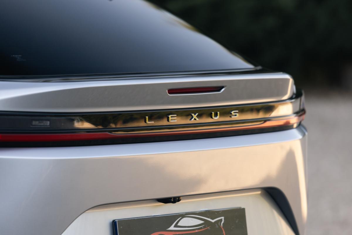 lexus-rz-2025-eletrico-0cc