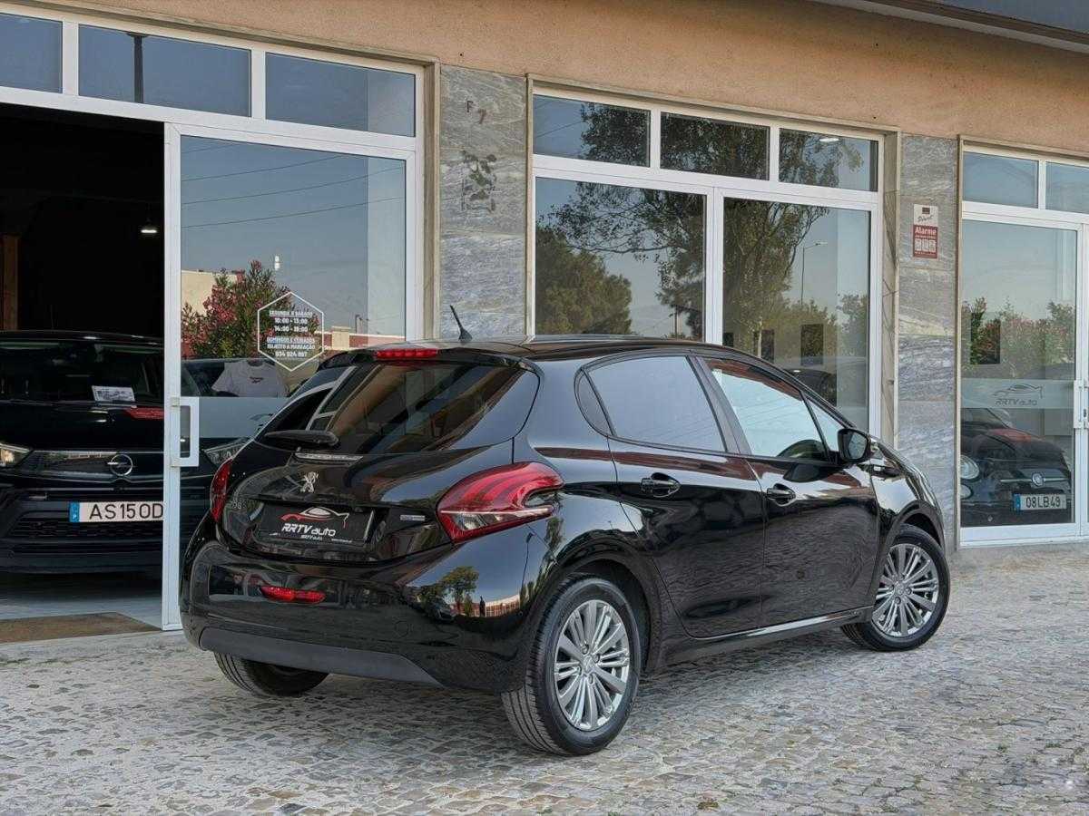 peugeot-208-2016-gasolina-1199cc