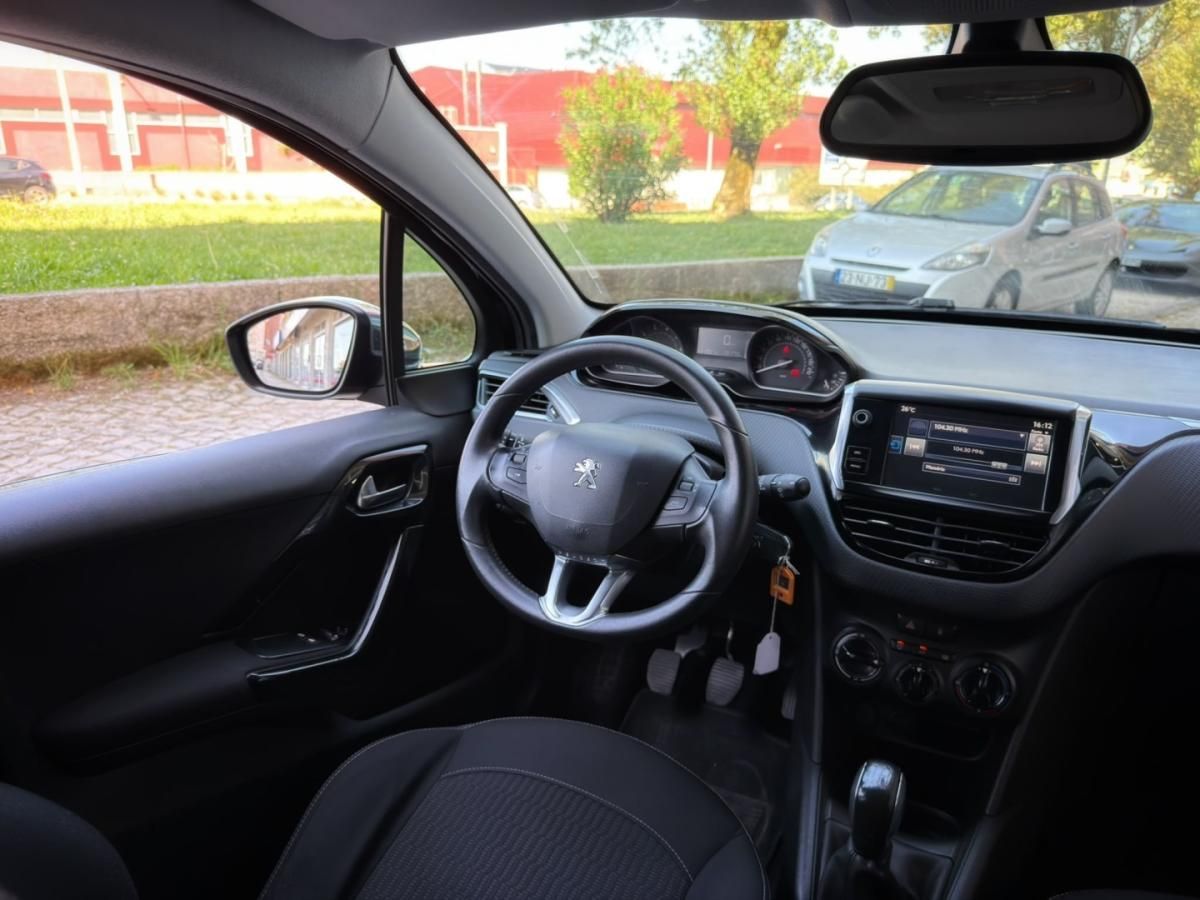 peugeot-208-2016-gasolina-1199cc
