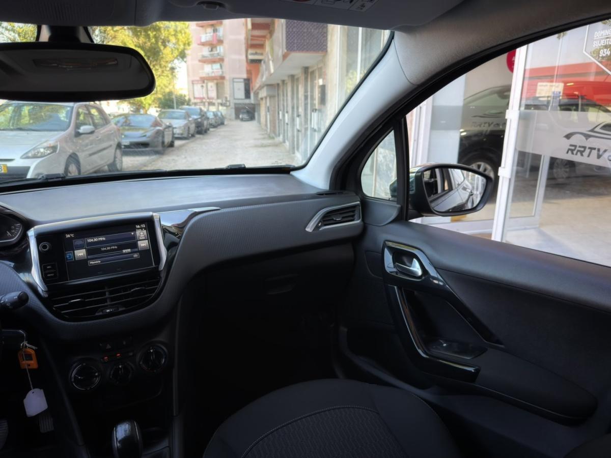 peugeot-208-2016-gasolina-1199cc