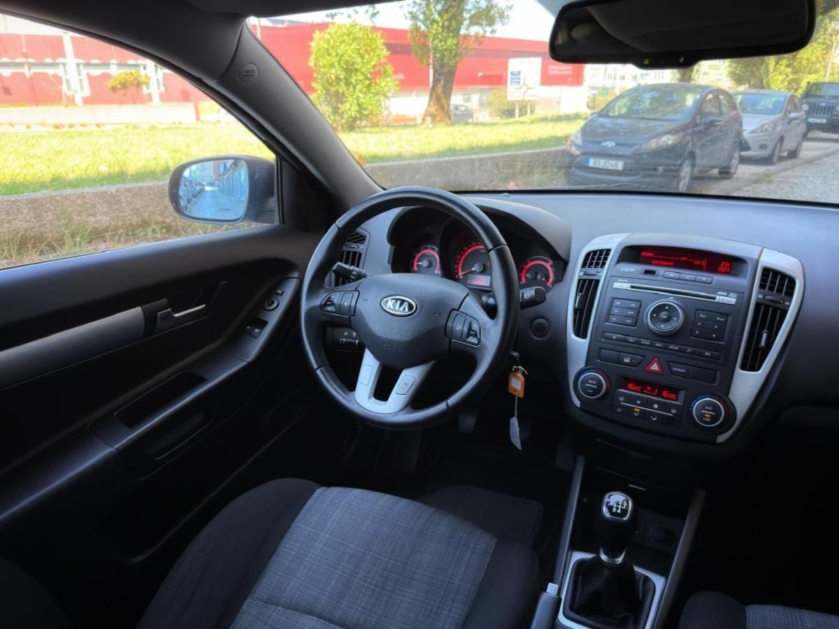 kia-ceed-2010-gasolina-1396cc