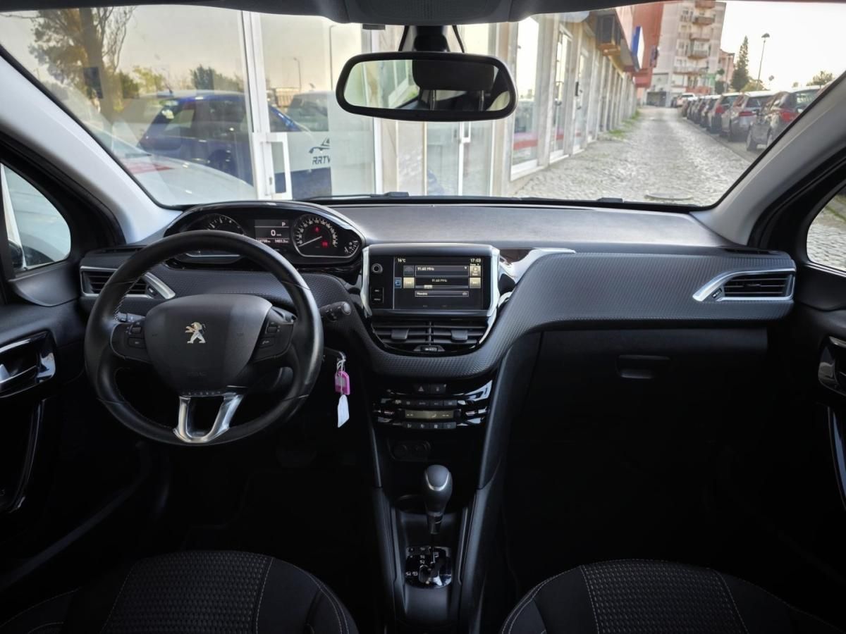 peugeot-208-2016-gasolina-1199cc