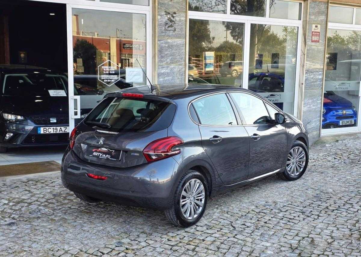 peugeot-208-2016-gasolina-1199cc