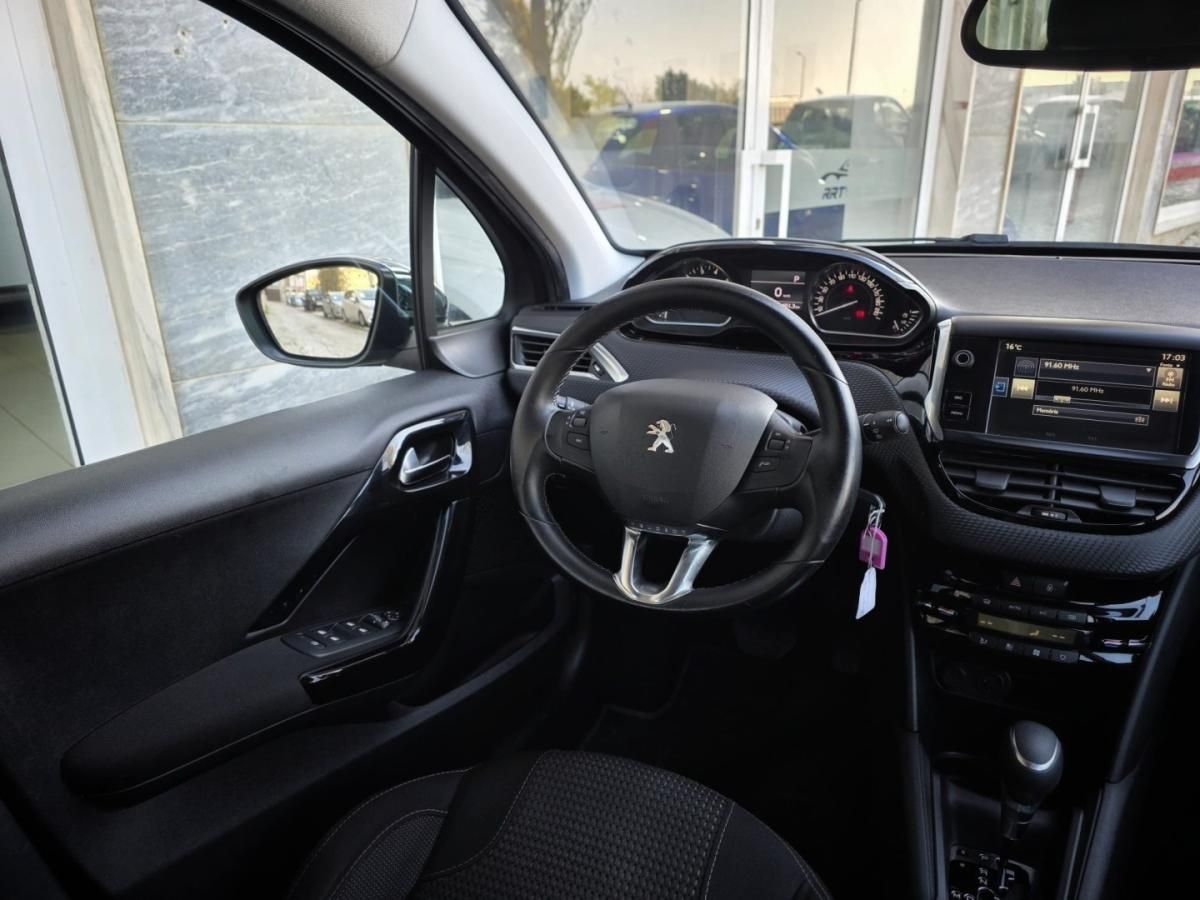 peugeot-208-2016-gasolina-1199cc