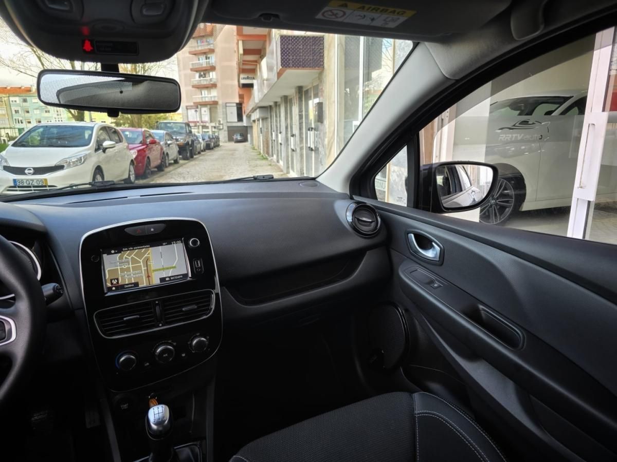 renault-clio-sport-tourer-2018-diesel-1461cc