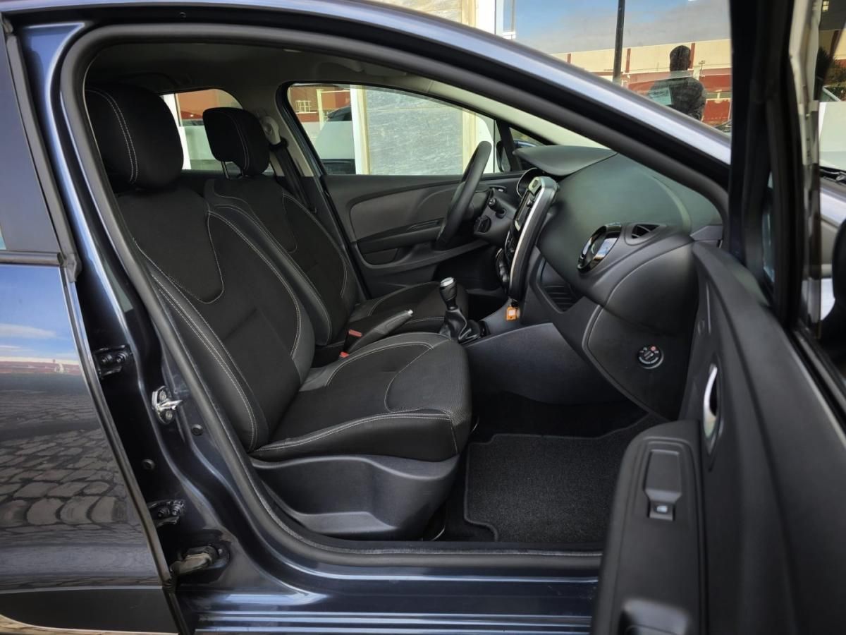 renault-clio-sport-tourer-2018-diesel-1461cc