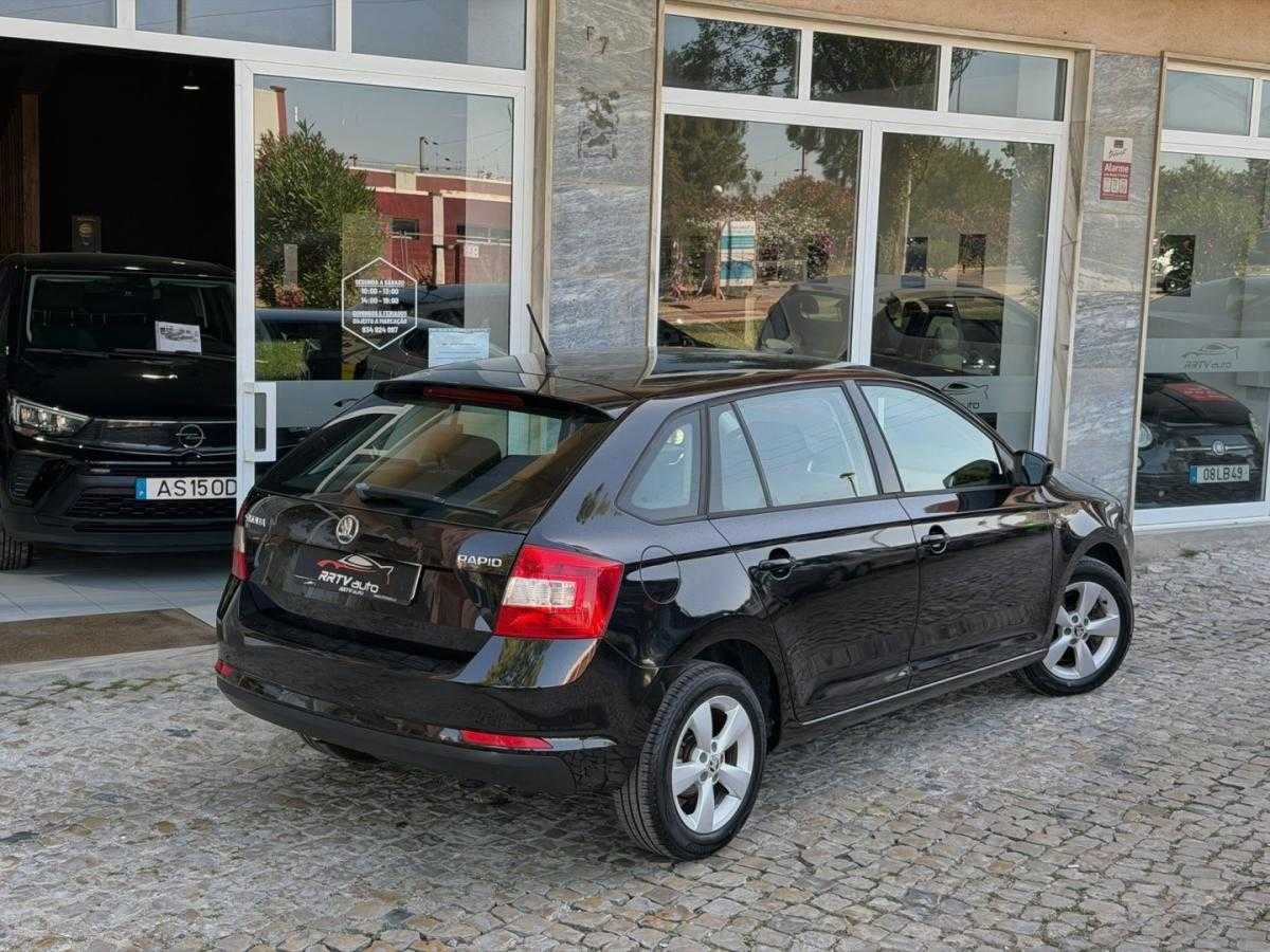 skoda-rapid-spaceback-2013-diesel-1598cc