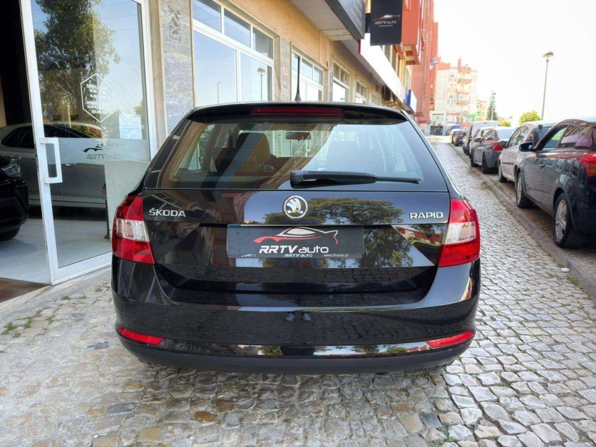 skoda-rapid-spaceback-2013-diesel-1598cc