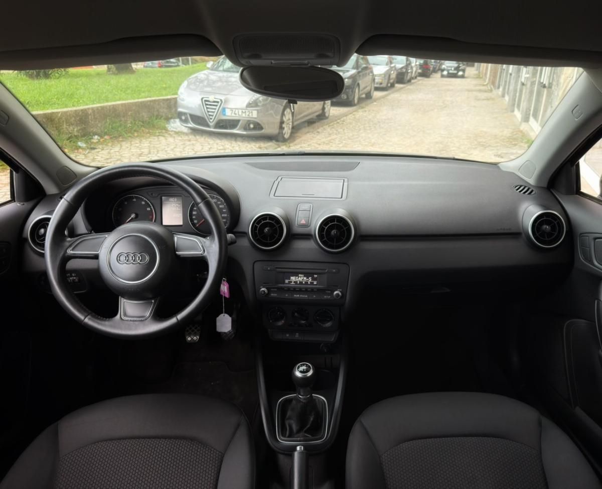 audi-a1-2011-gasolina-1197cc