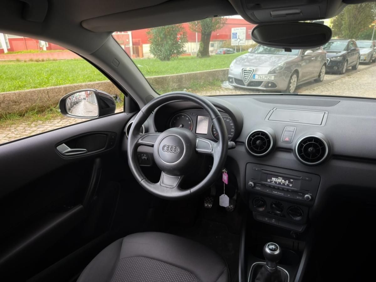 audi-a1-2011-gasolina-1197cc