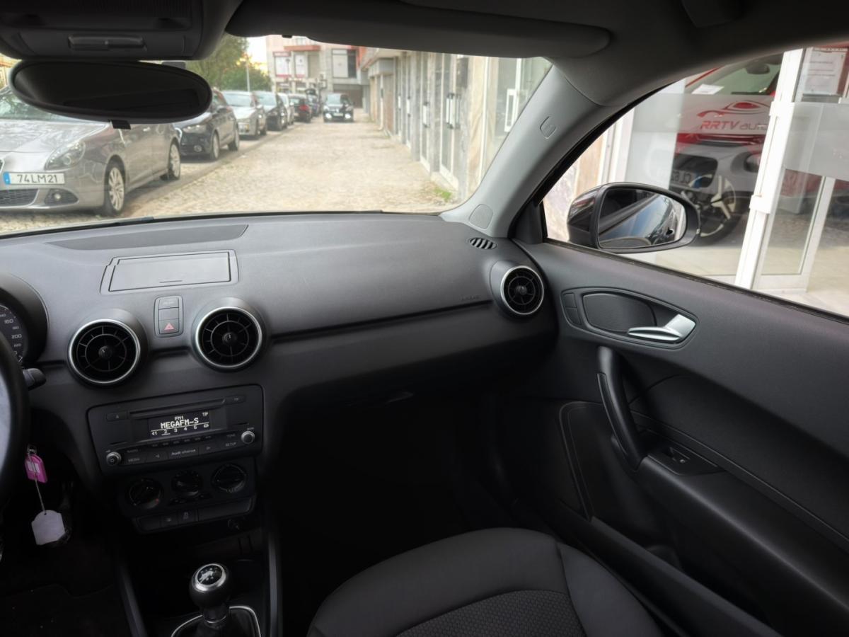audi-a1-2011-gasolina-1197cc