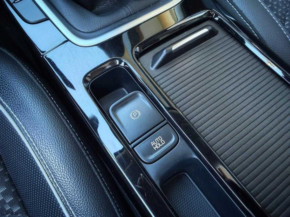 kia-ceed-sw-2018-diesel-1582cc