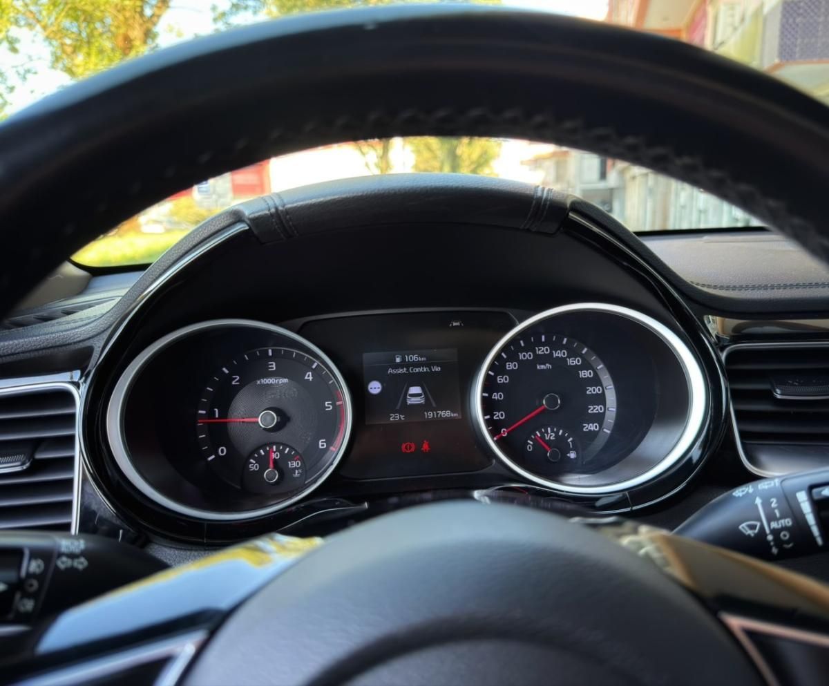 kia-ceed-sw-2018-diesel-1582cc