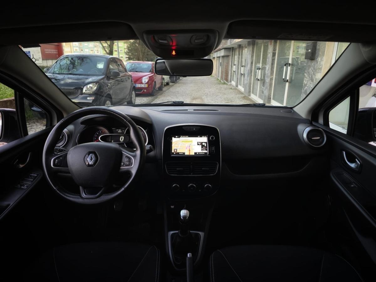 renault-clio-sport-tourer-2018-diesel-1461cc