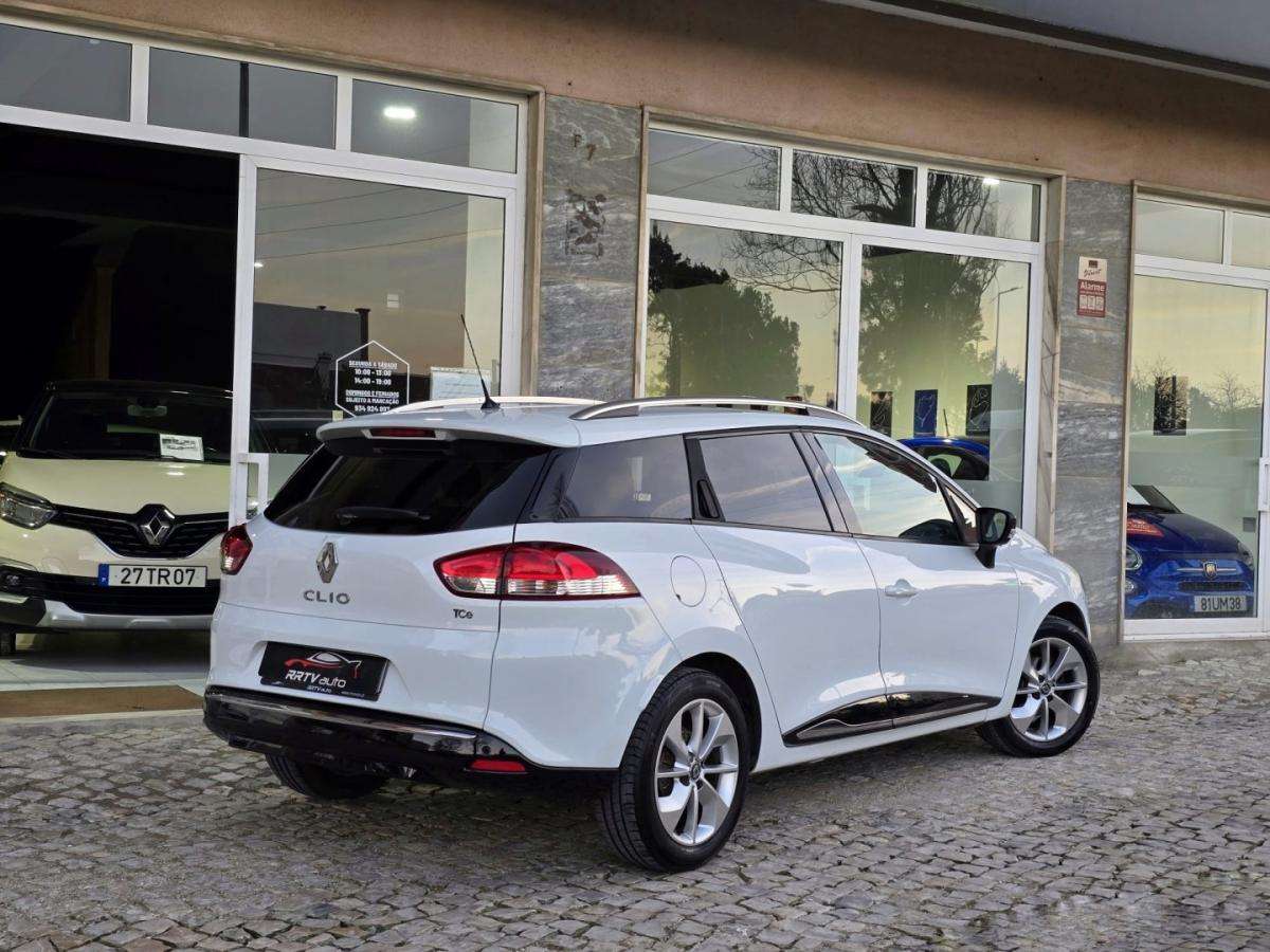 renault-clio-sport-tourer-2018-diesel-1461cc