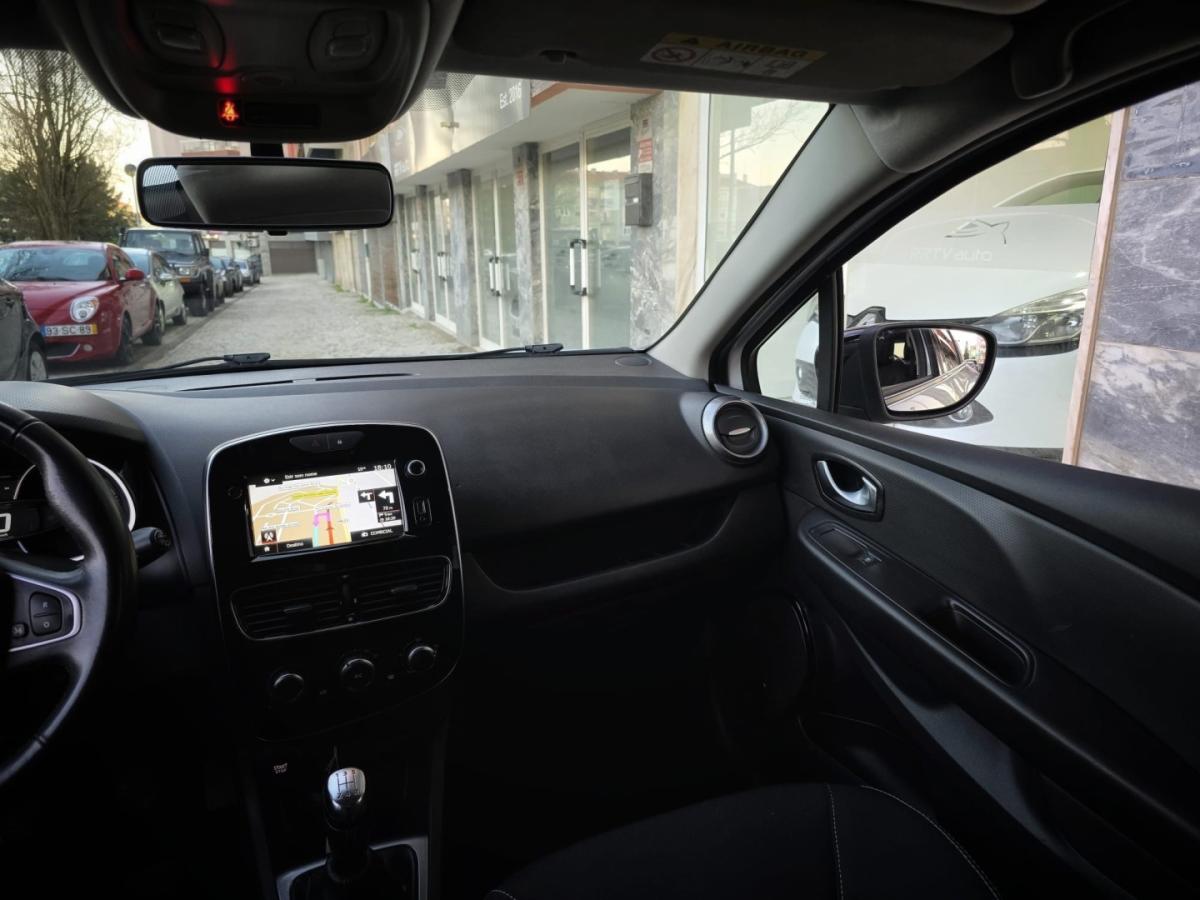 renault-clio-sport-tourer-2018-diesel-1461cc